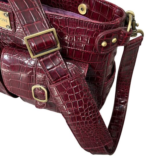 Kelly Moore Red Croc Embossed Patent Leather Classic Camera Bag - Picture 8 of 11